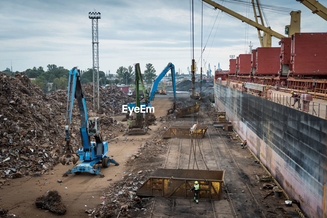 VIEW OF CONSTRUCTION SITE