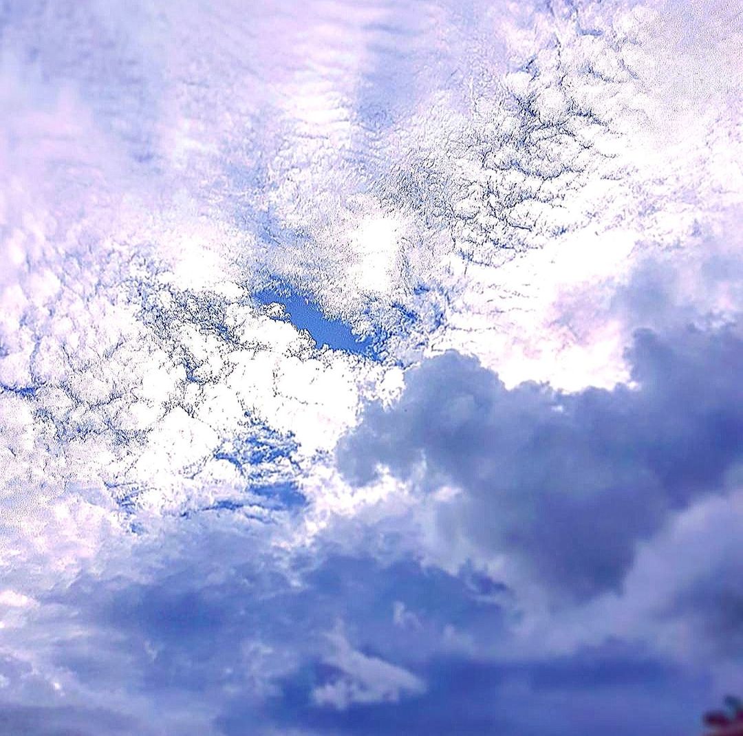 LOW ANGLE VIEW OF CLOUDS IN SKY
