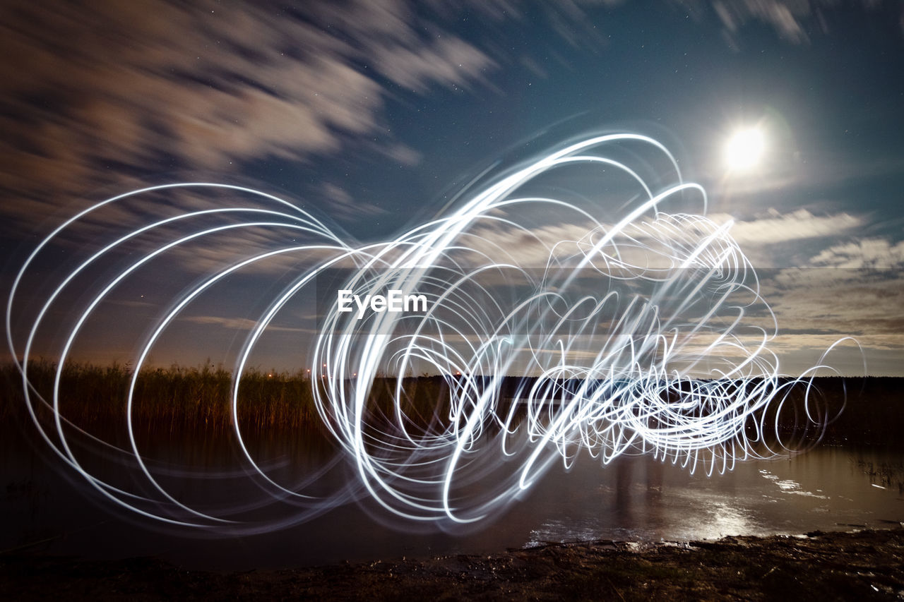 LIGHT PAINTING OF WATER