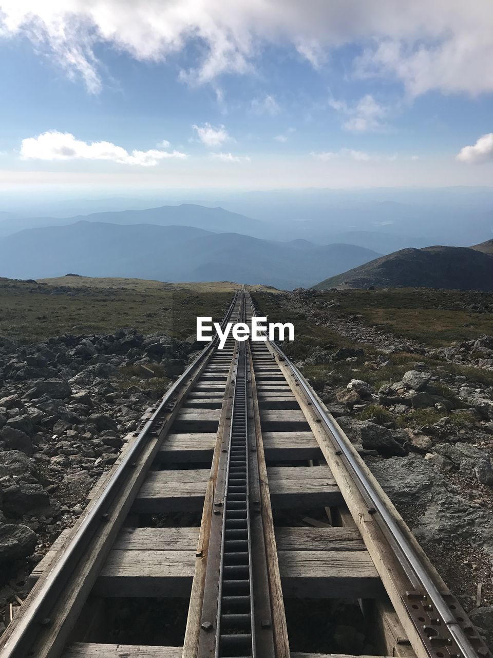 Train tracks in the white mountains of new hampshire
