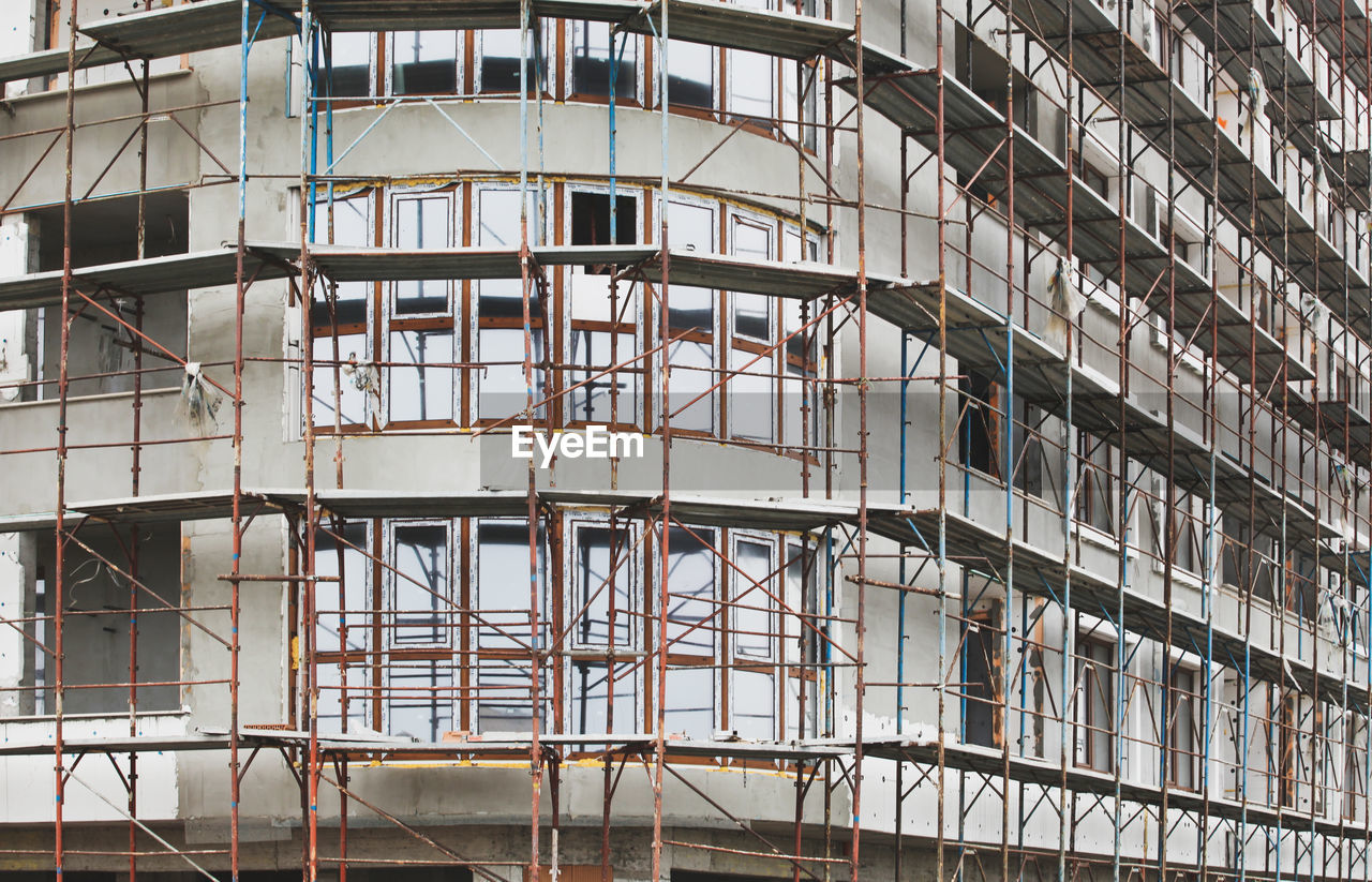 External wall insulation. renovation of a new building.