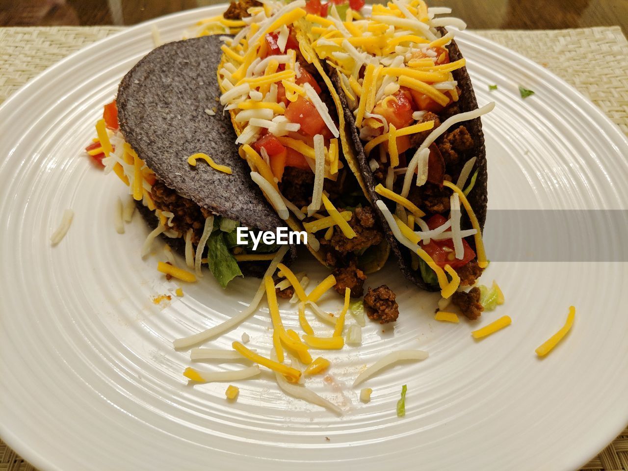 CLOSE-UP OF FOOD SERVED IN PLATE