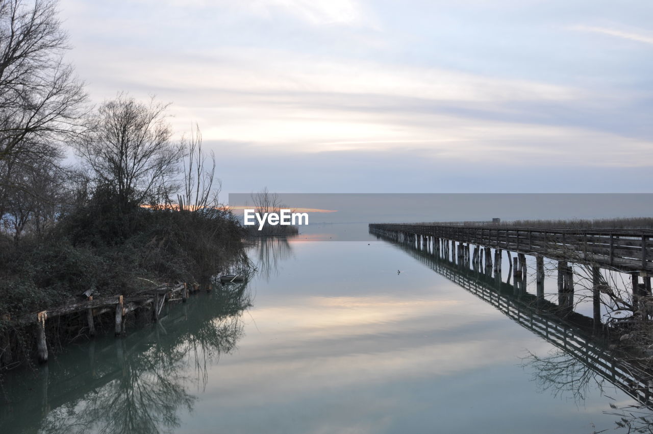 PANORAMIC VIEW OF SEA AGAINST SKY