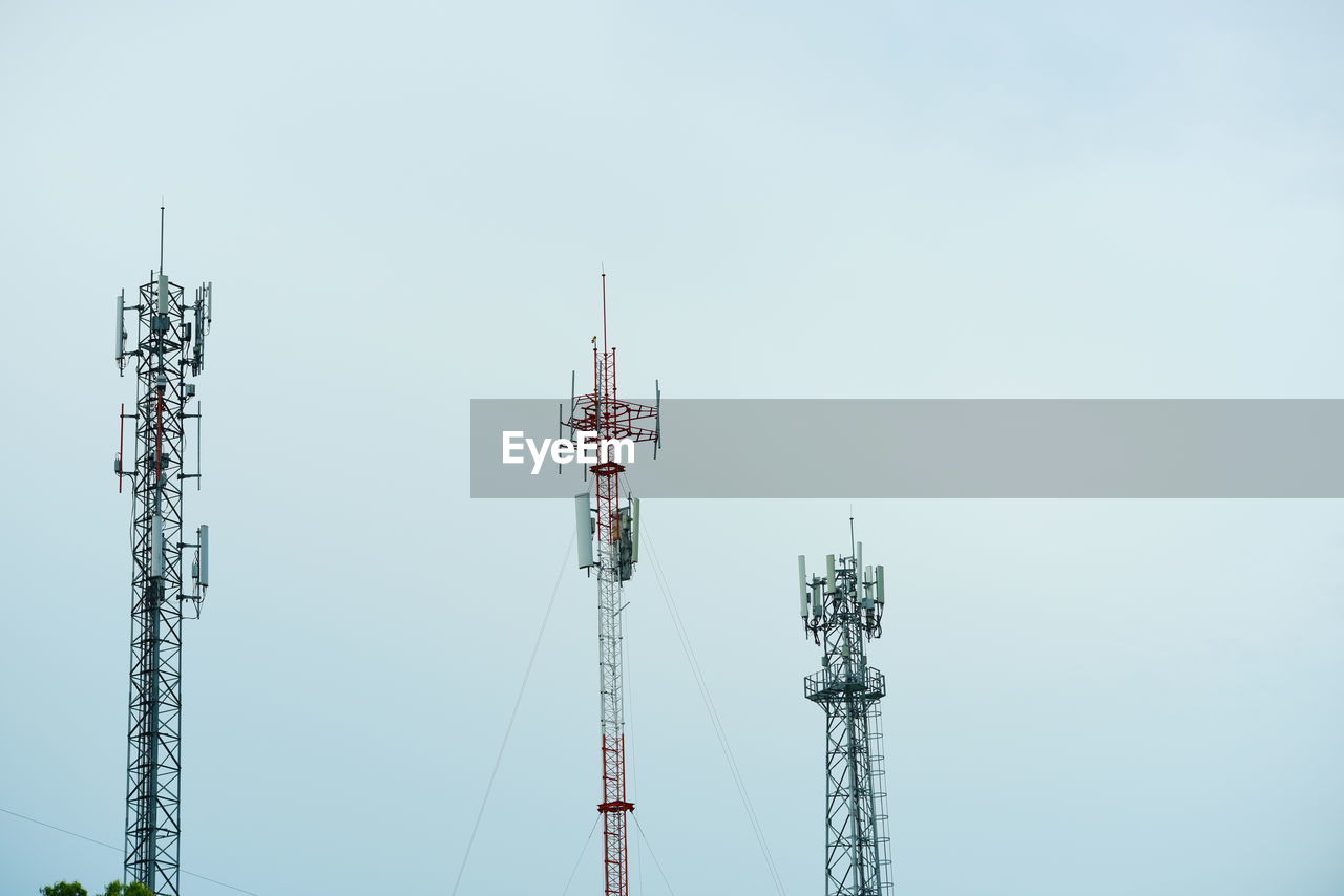 LOW ANGLE VIEW OF TOWER AGAINST SKY