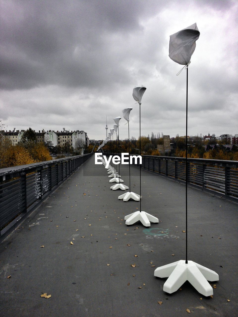 Lighting equipment on footbridge