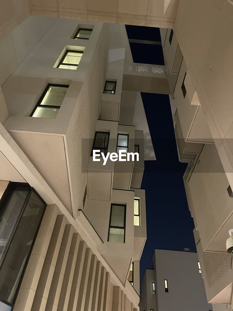 architecture, indoors, ceiling, interior design, built structure, staircase, home interior, daylighting, building, room, floor, house, no people, home, steps and staircases, residential district, technology, flooring, living room
