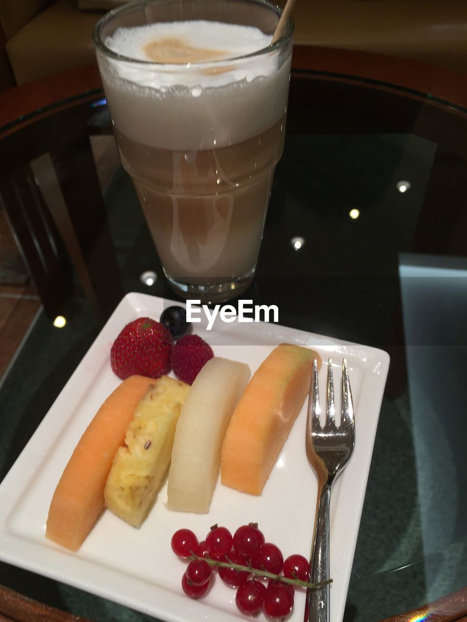 CLOSE-UP OF FRUITS SERVED IN PLATE