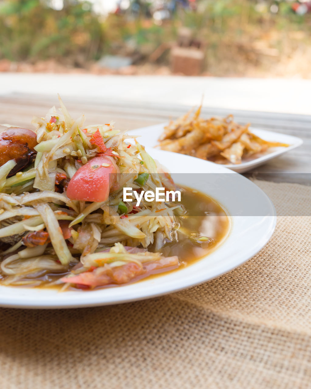 CLOSE-UP OF FOOD SERVED IN PLATE