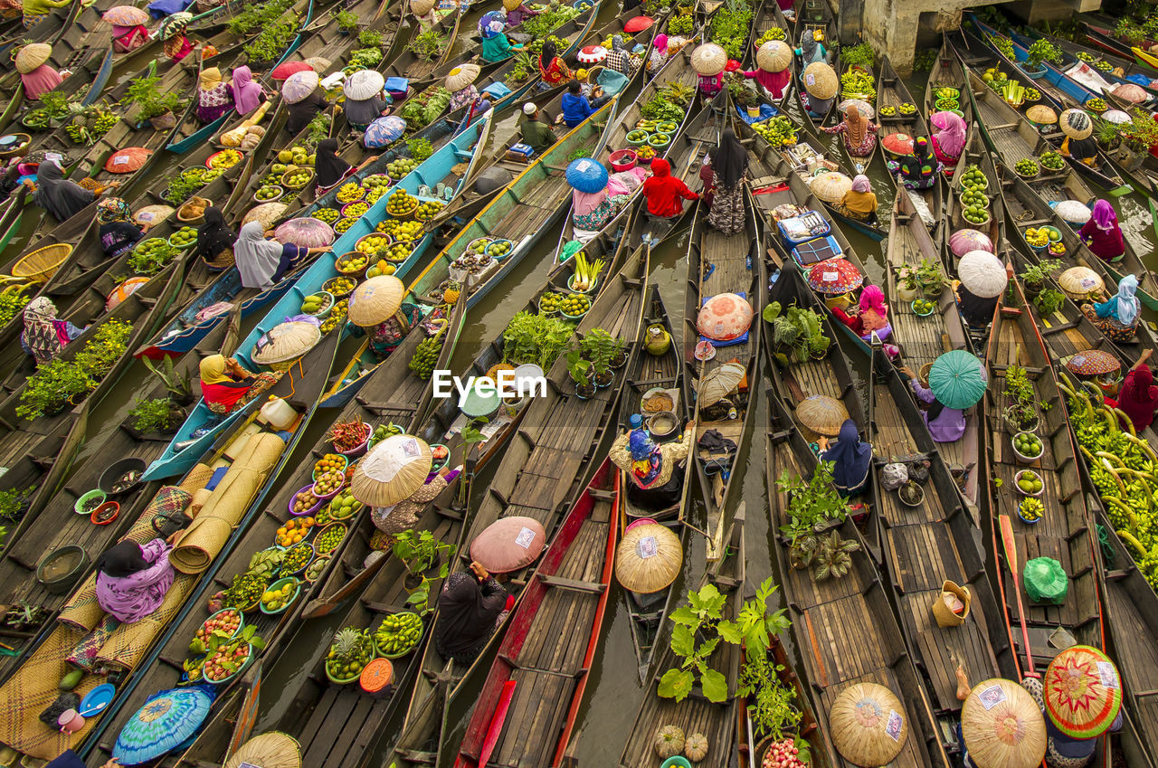 Floating market on lok baintan, banjarmasin, indonesia