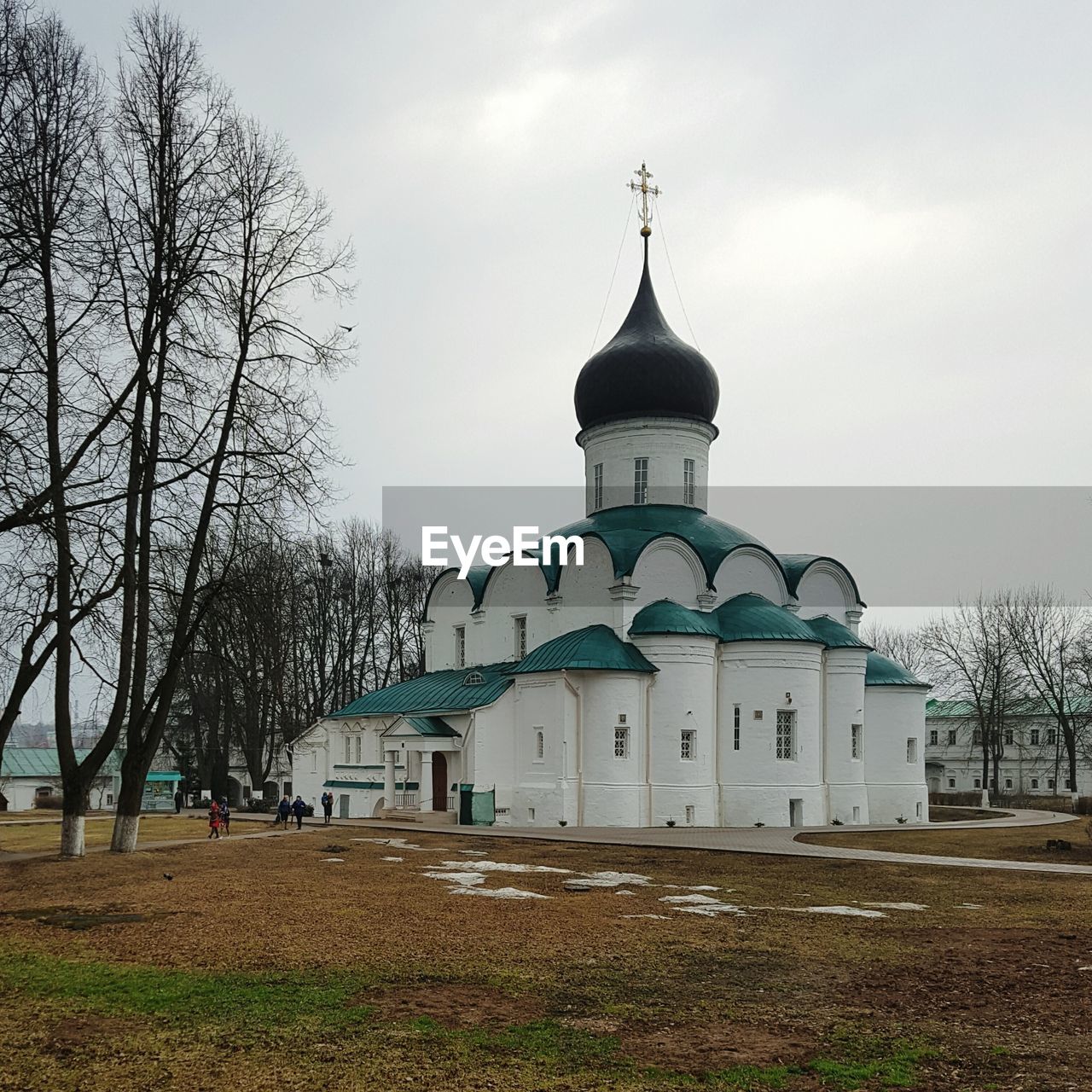 VIEW OF CHURCH AGAINST SKY