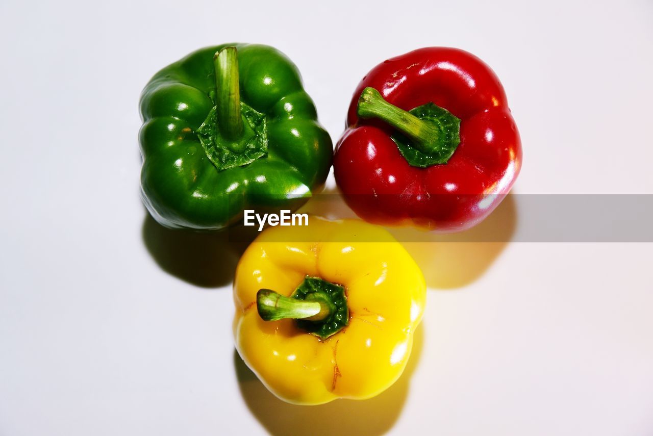 CLOSE-UP OF RED BELL PEPPERS