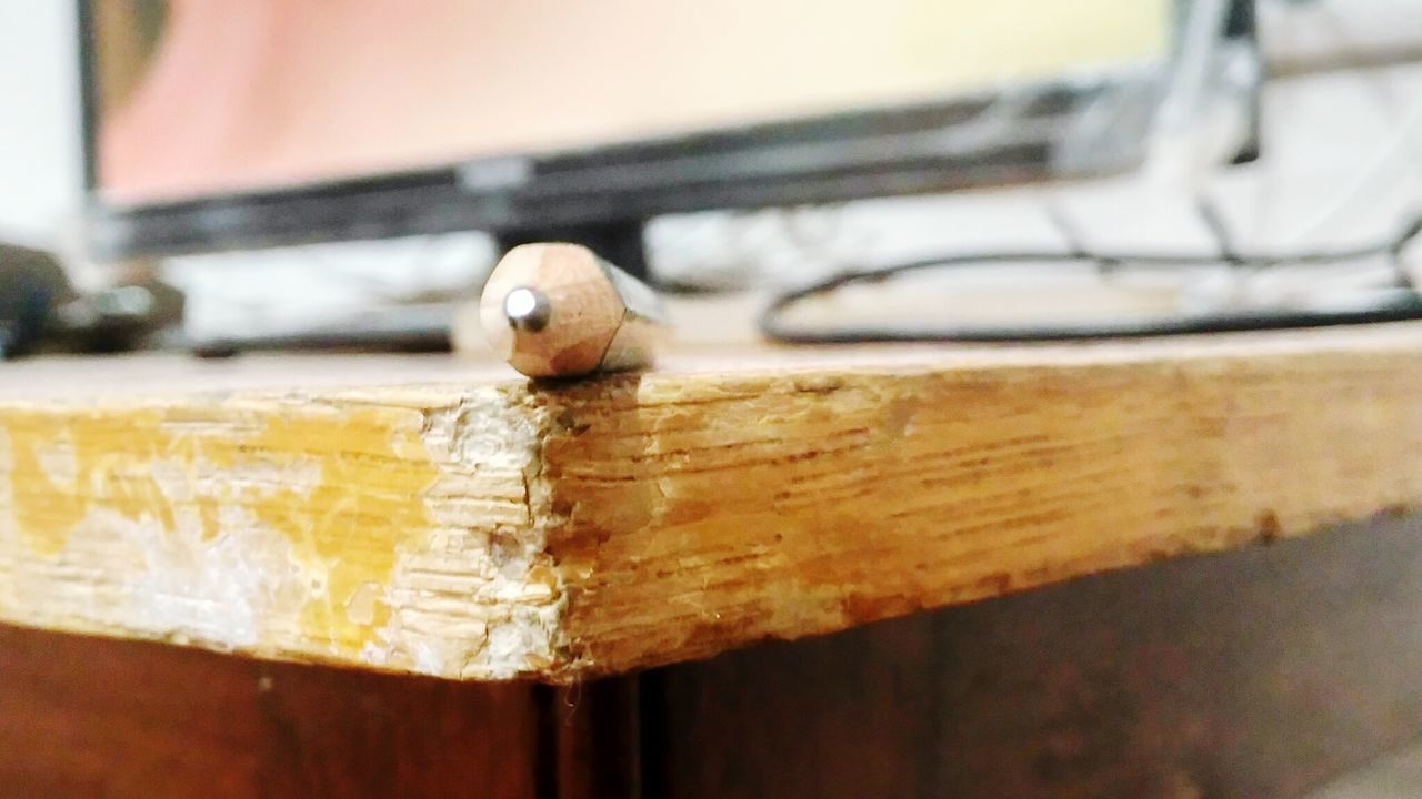 CLOSE-UP VIEW OF WOODEN FLOOR