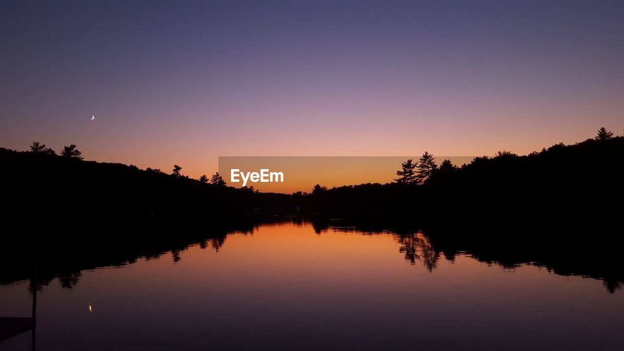 Sunset on donnell pond