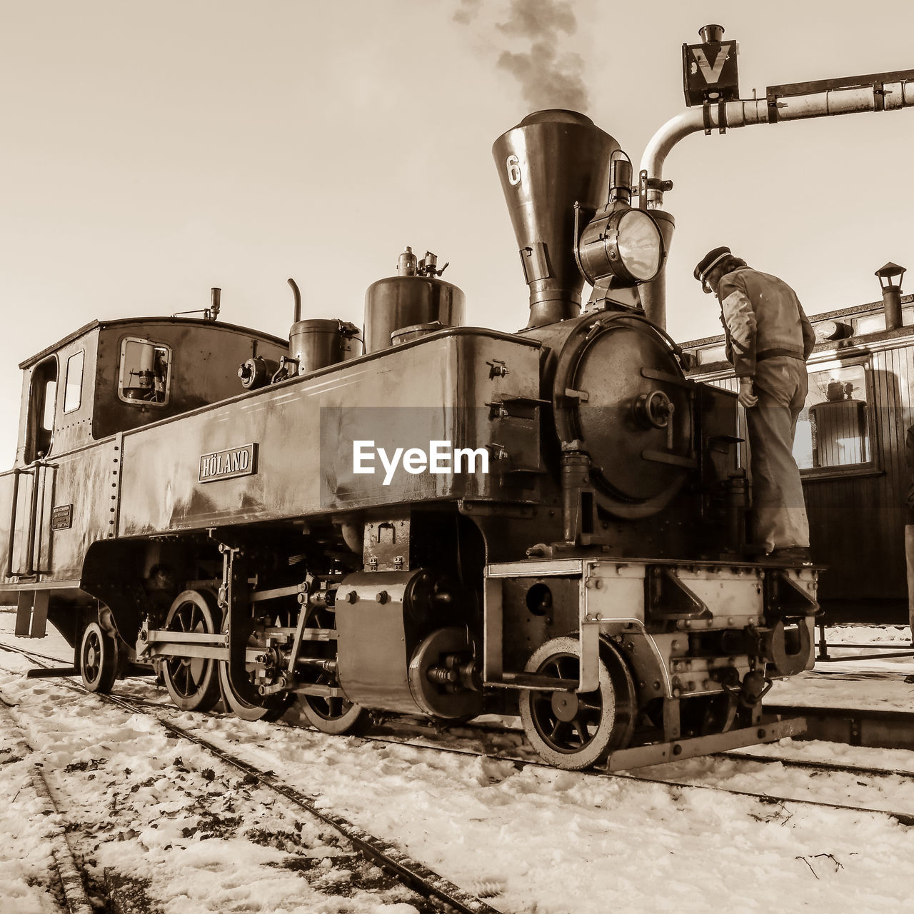 OLD TRAIN PARKED AT NIGHT