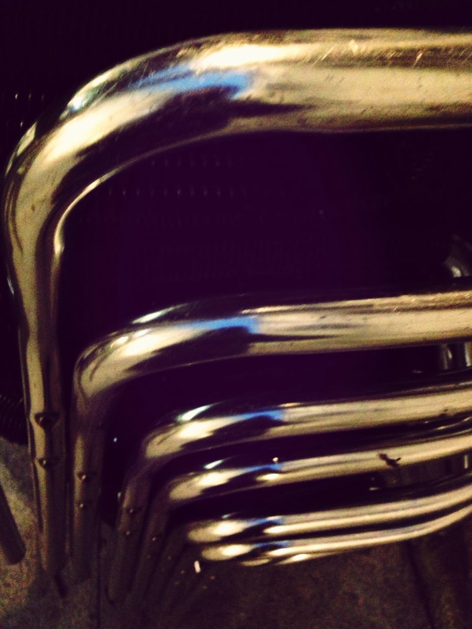 CLOSE-UP OF OBJECTS
