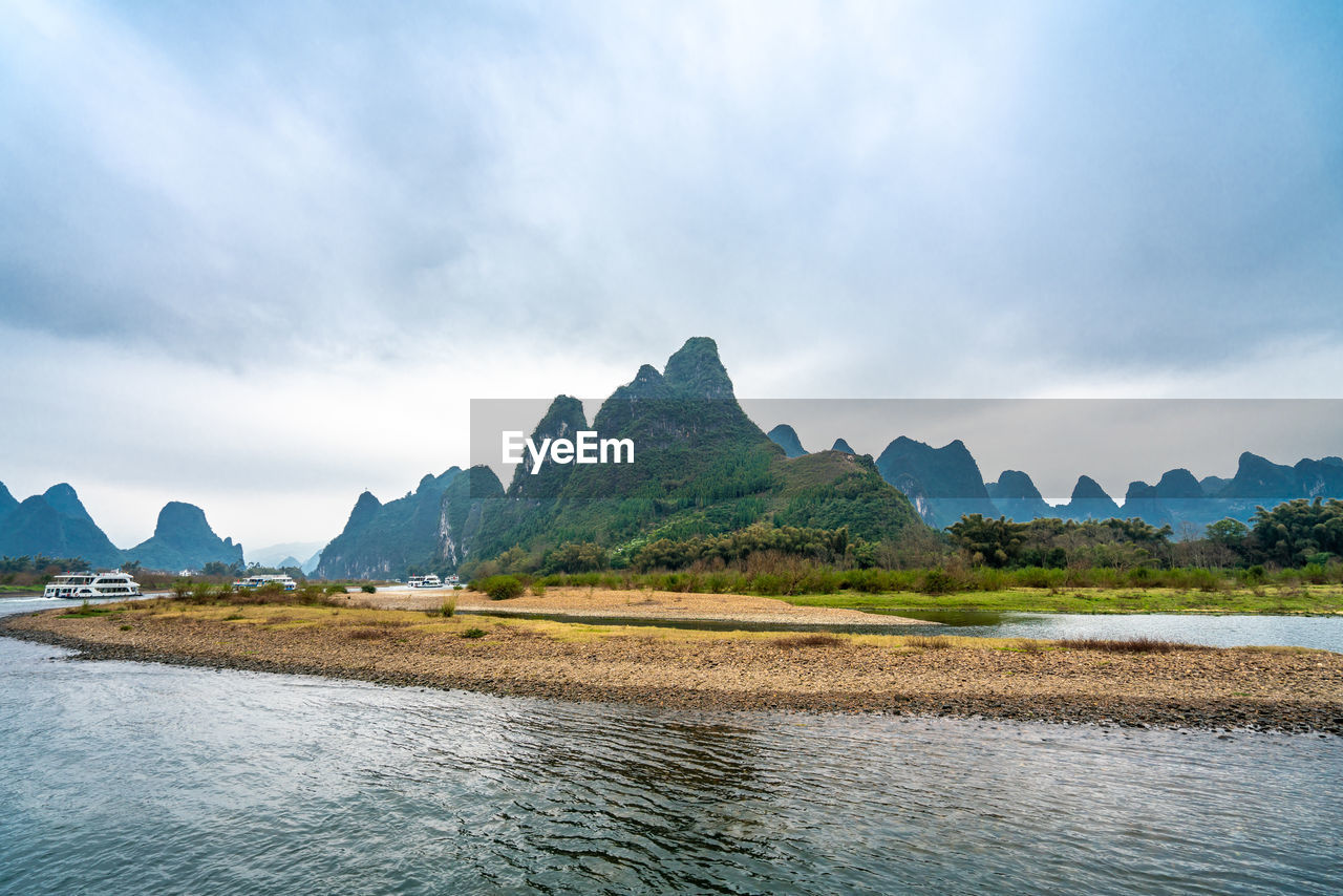Mountains and water on the li river in china