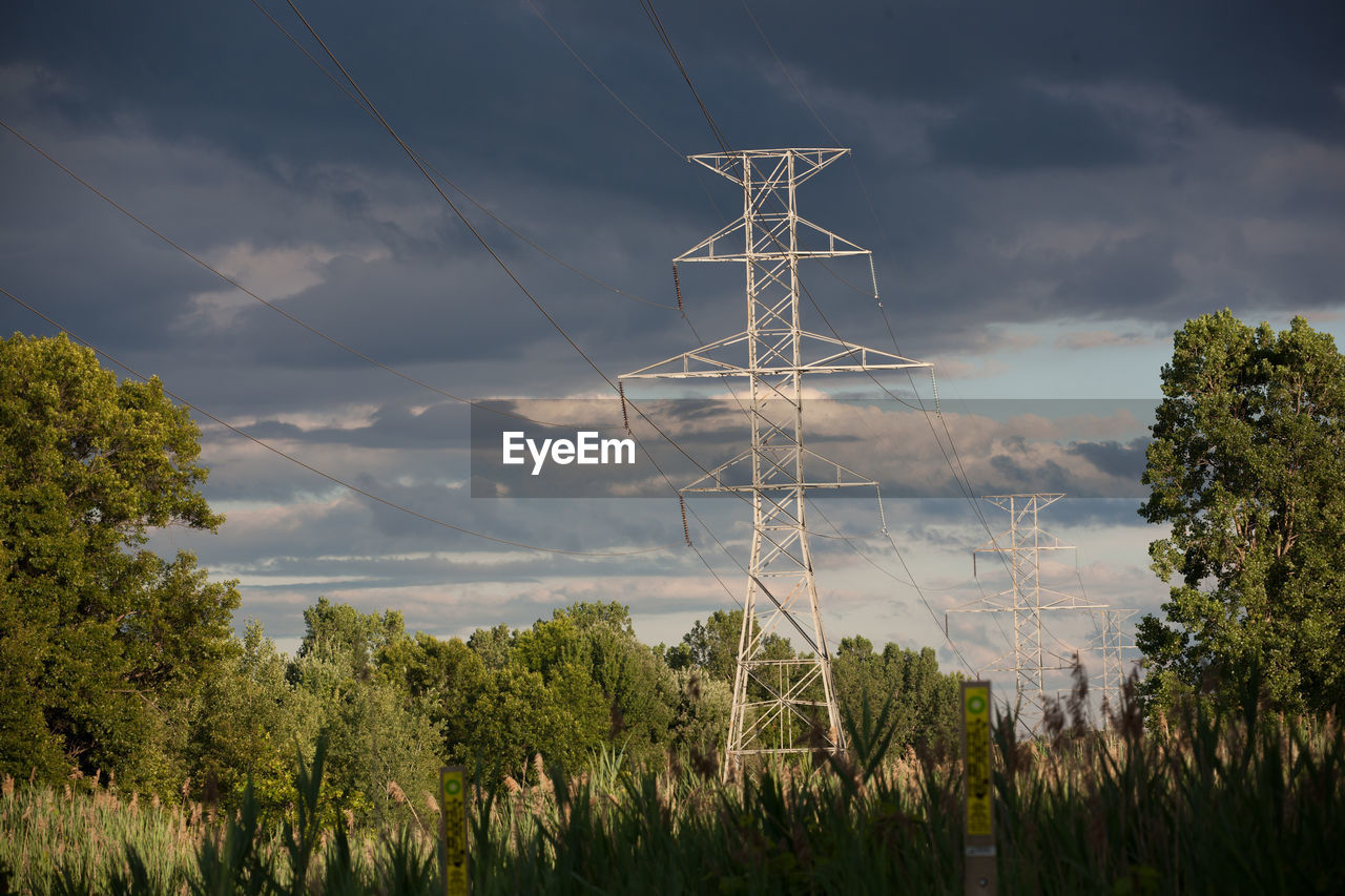 Power industry electrical grid transmission lines to supply electricity with tower wires