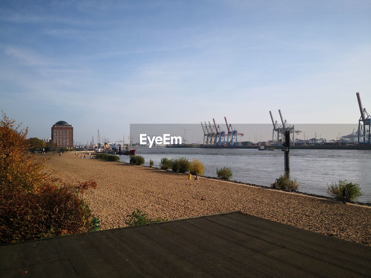 VIEW OF HARBOR AGAINST SKY