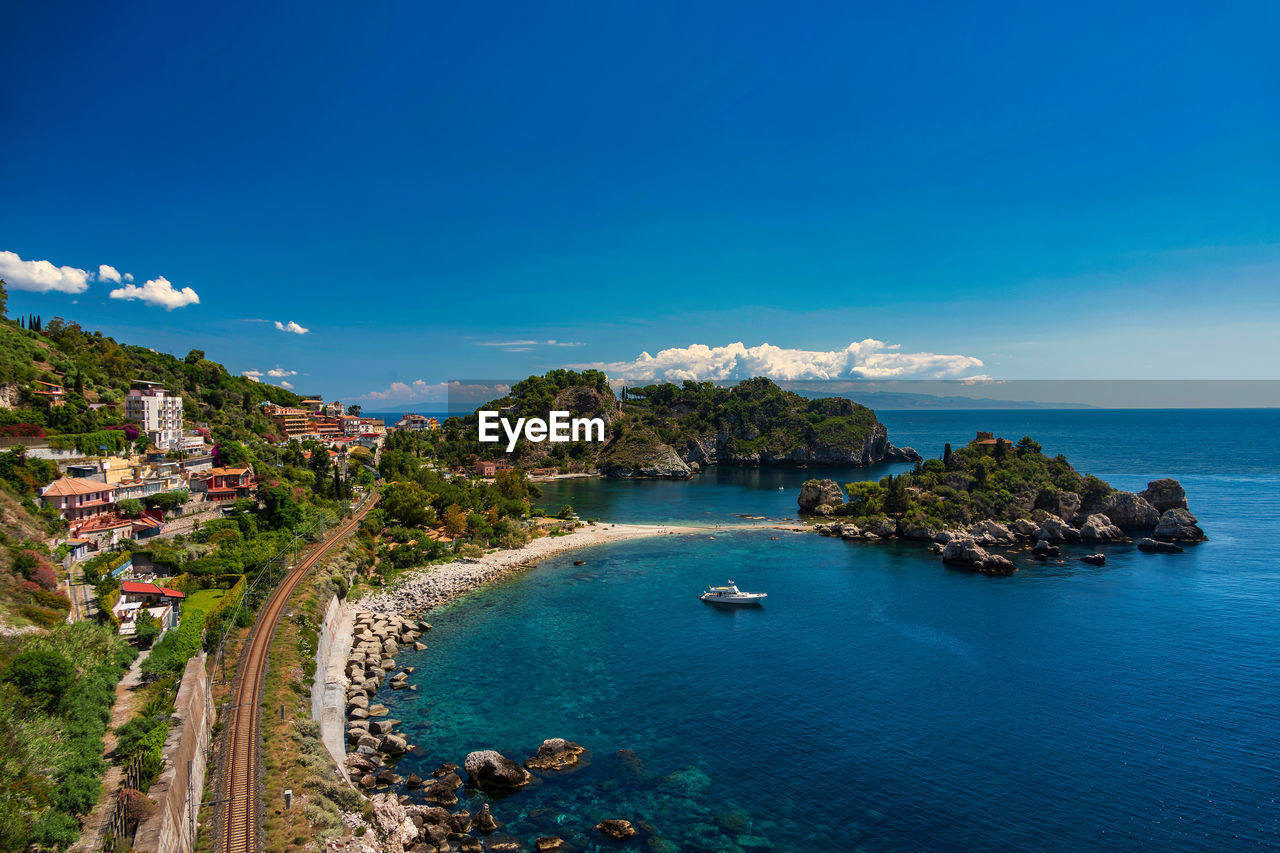 Scenic view of isolabella  against sky