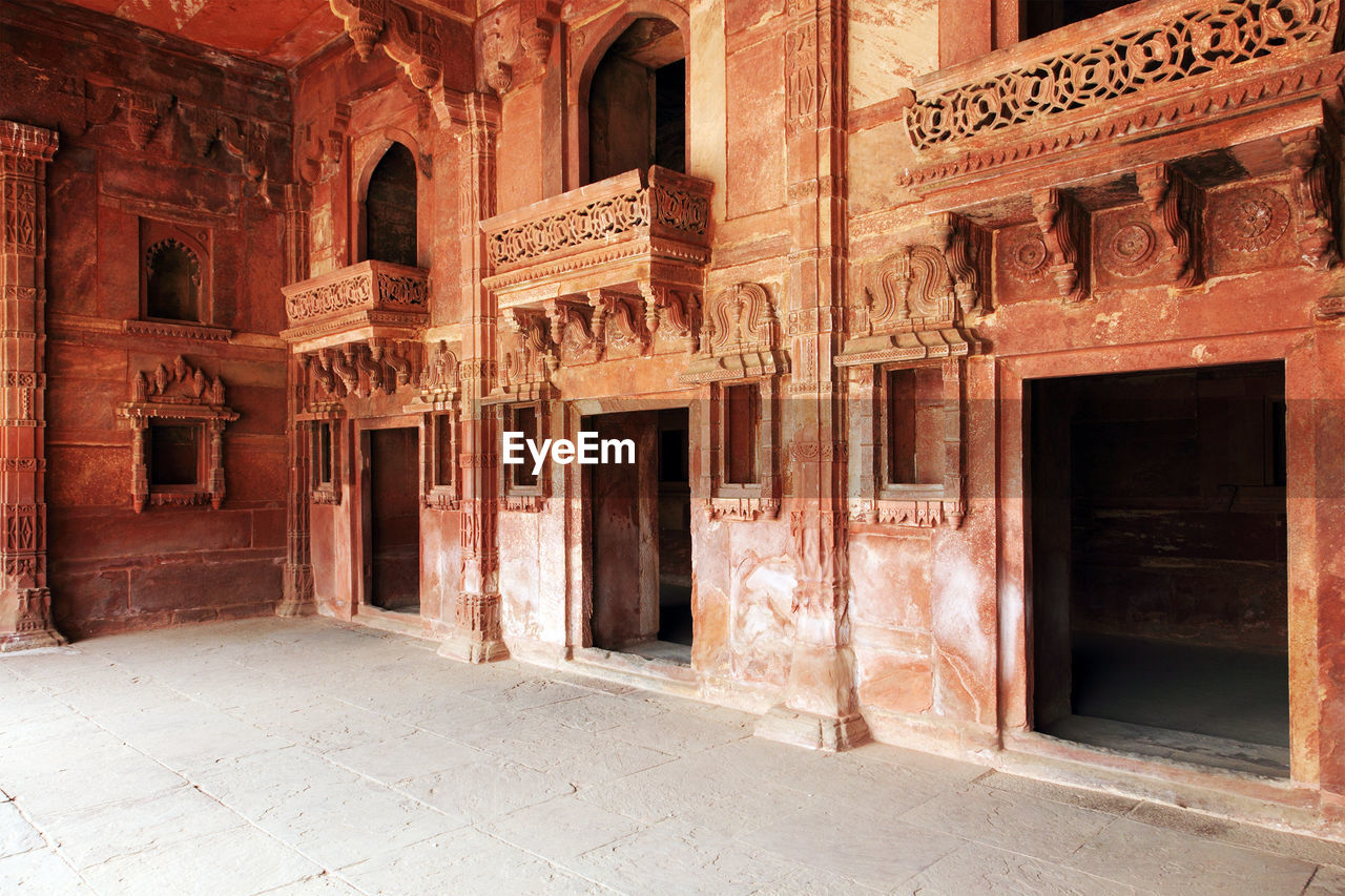 Architectural features of jodha bais palace