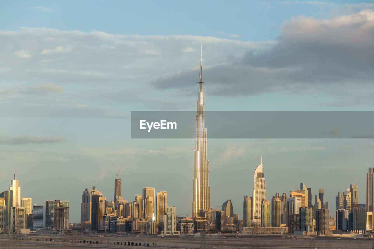 Dubai city skyline showing burj khalifa in 2014