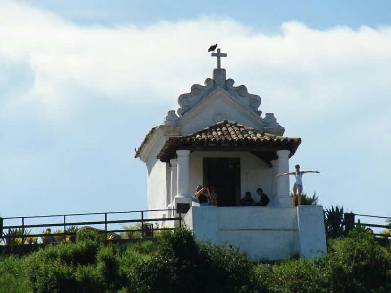 VIEW OF BUILT STRUCTURE AGAINST SKY