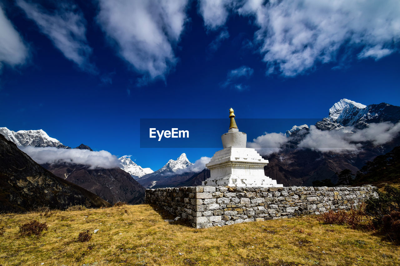 Chorten with ama dablam in the background