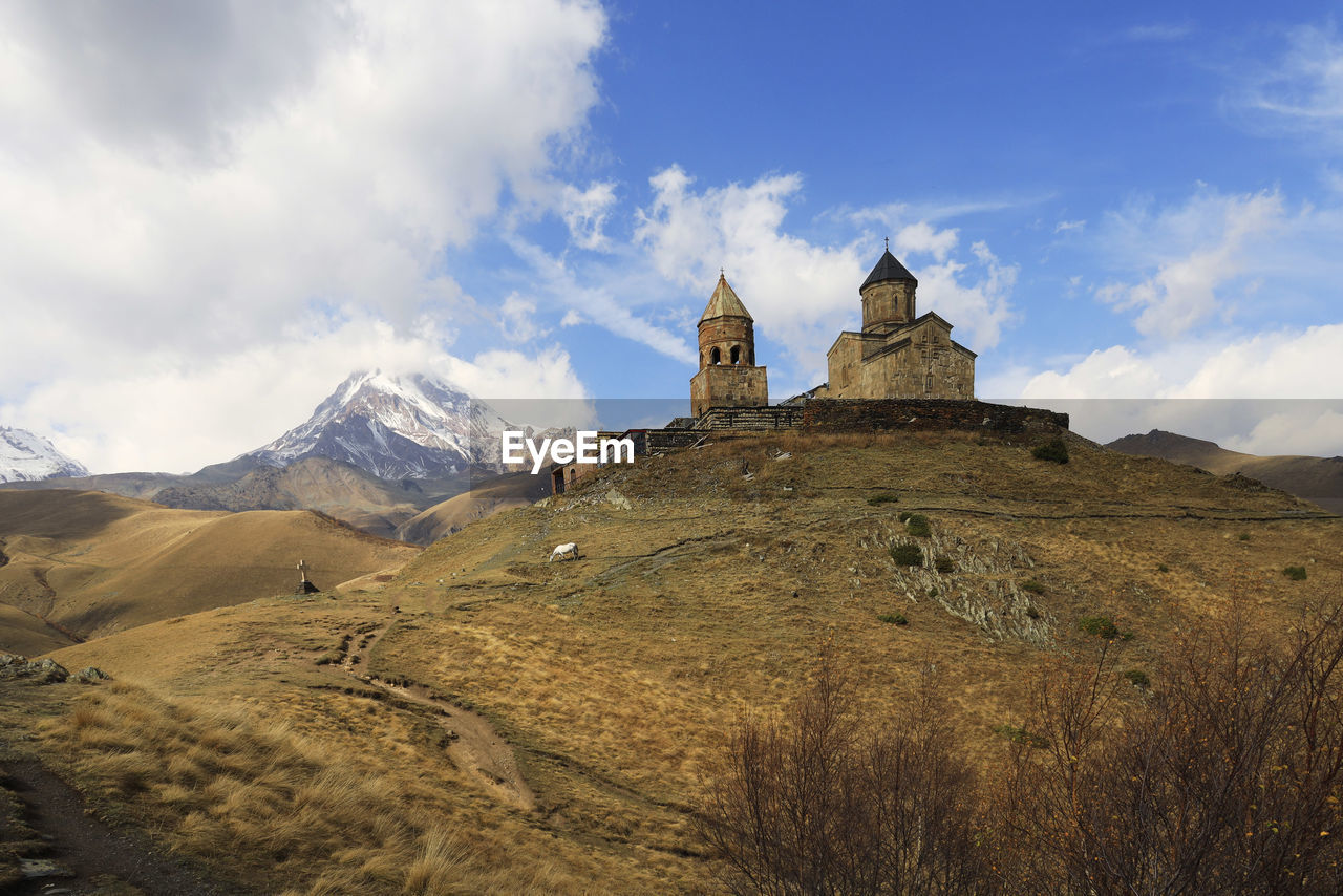 Mtskheta-mtianeti, kreuzkuppelkirche zminda sameba, gergetier dreifaltigkeitskirche,  georgia