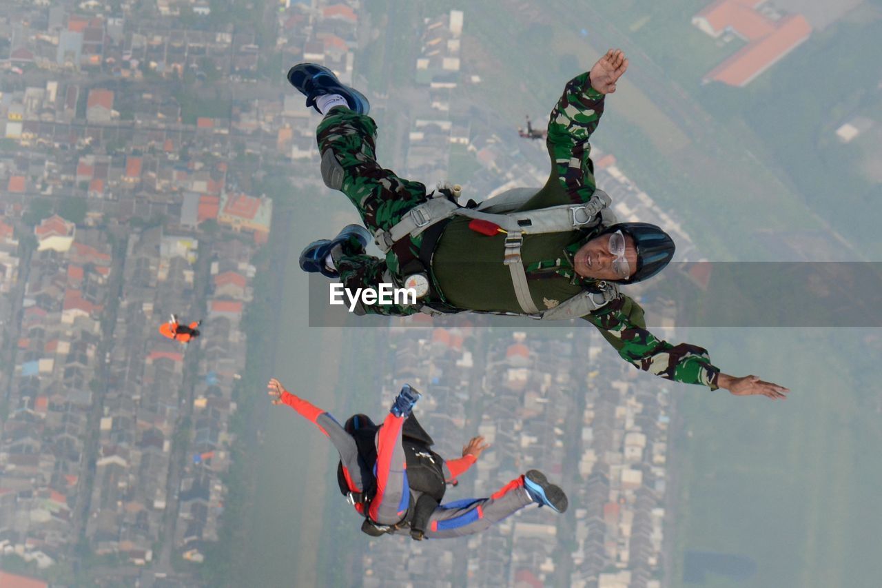 High angle view of soldiers skydiving