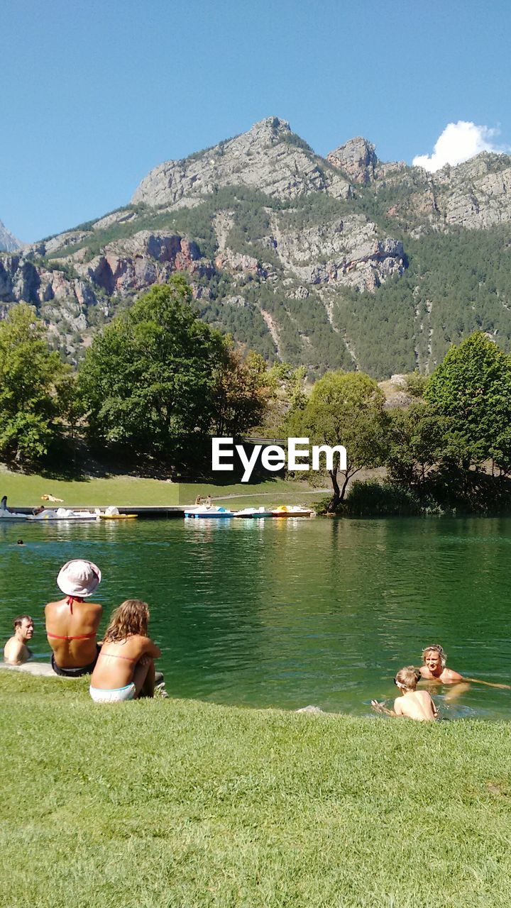 SCENIC VIEW OF LAKE AGAINST CLEAR SKY