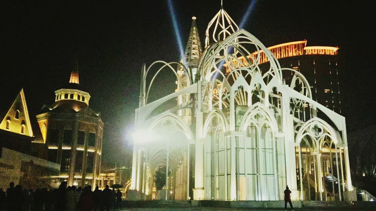 ILLUMINATED BUILDING AT NIGHT