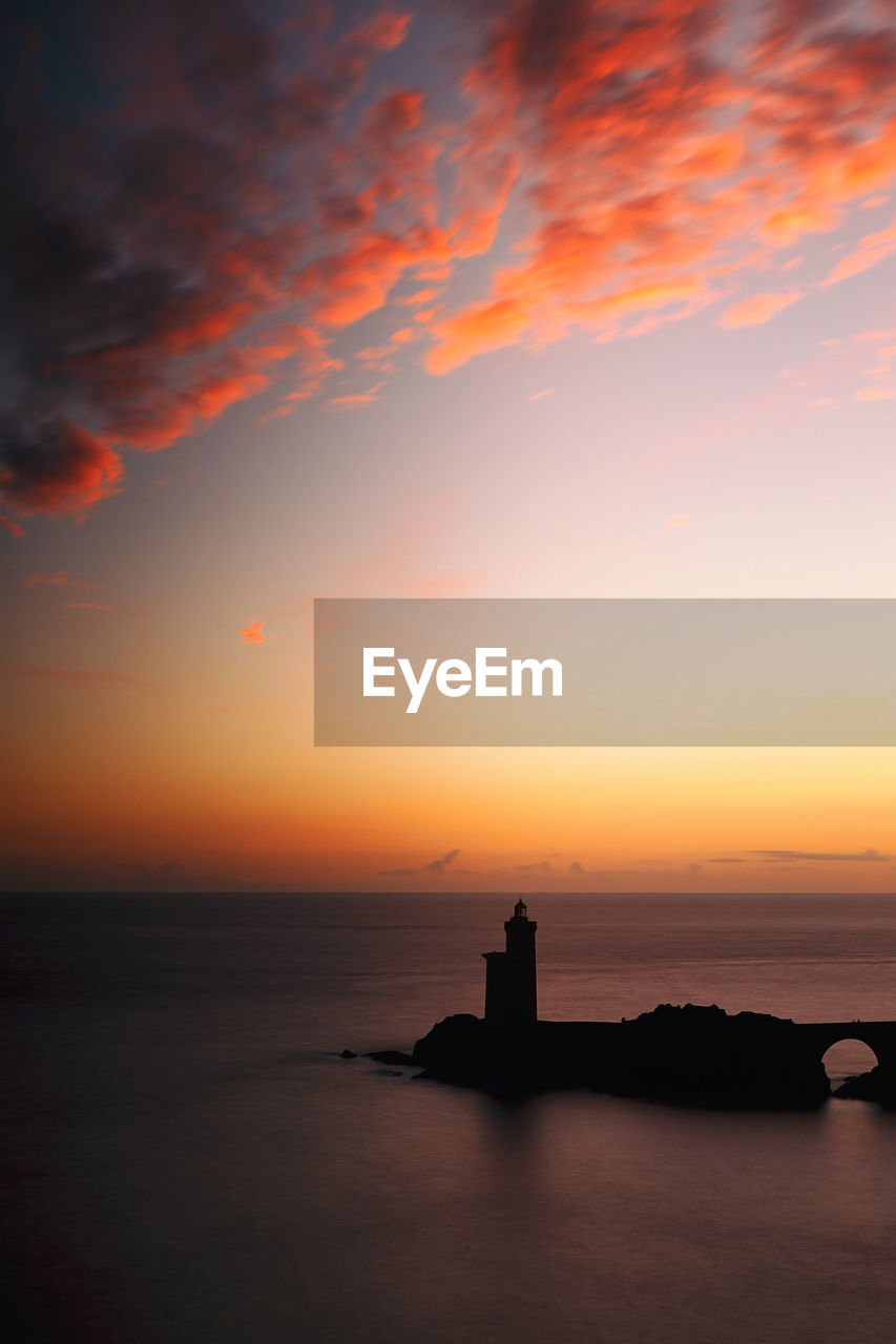 Petit minou lighthouse, brittany-france