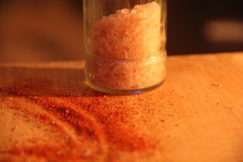 CLOSE-UP OF FOOD ON TABLE