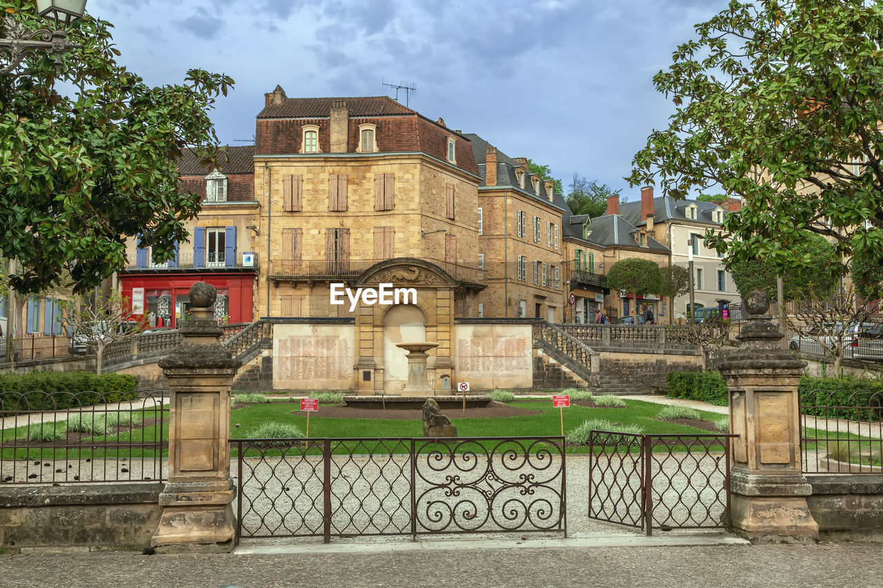 Square with military monument in sarlat-la-caneda, france