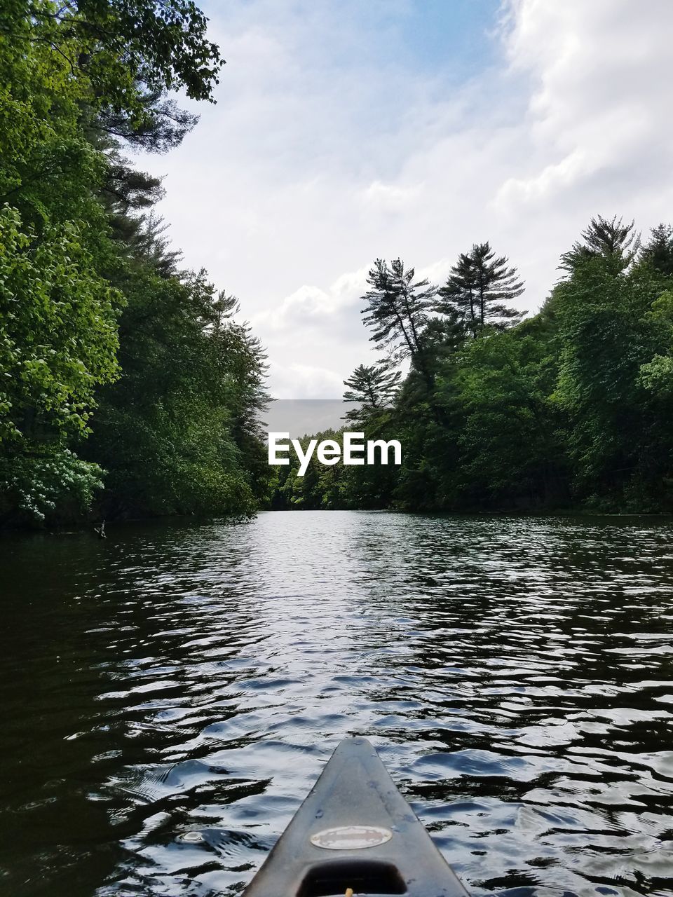 VIEW OF LAKE AGAINST SKY