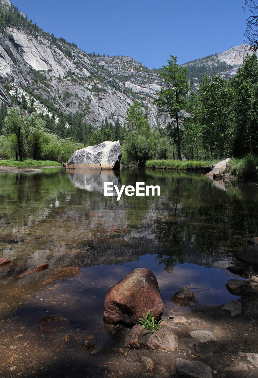 The calm and beautiful landscape of mirror lake in yosemite national park