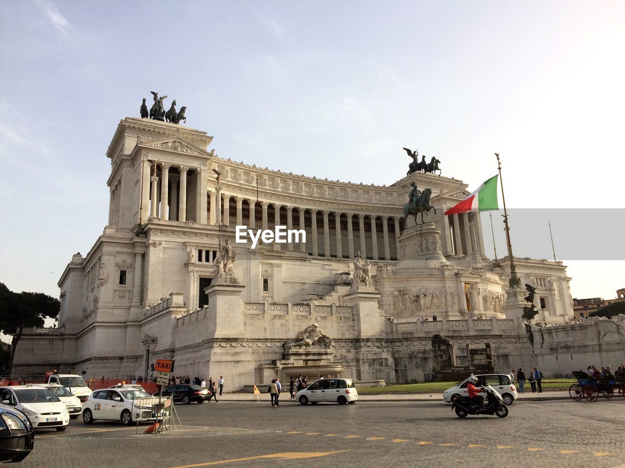 Exterior of piazza venezia against sky