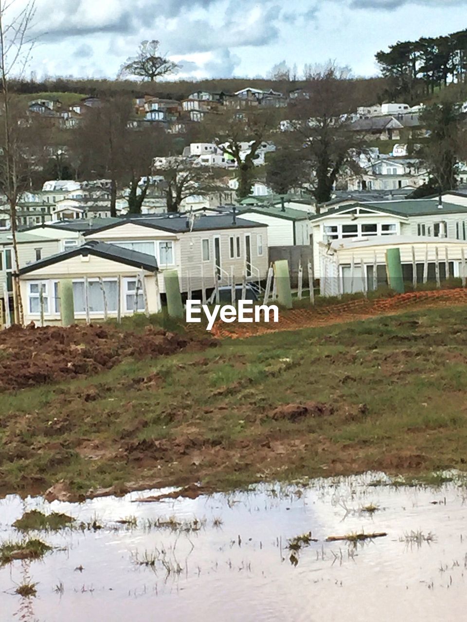 VIEW OF HOUSES ON FIELD