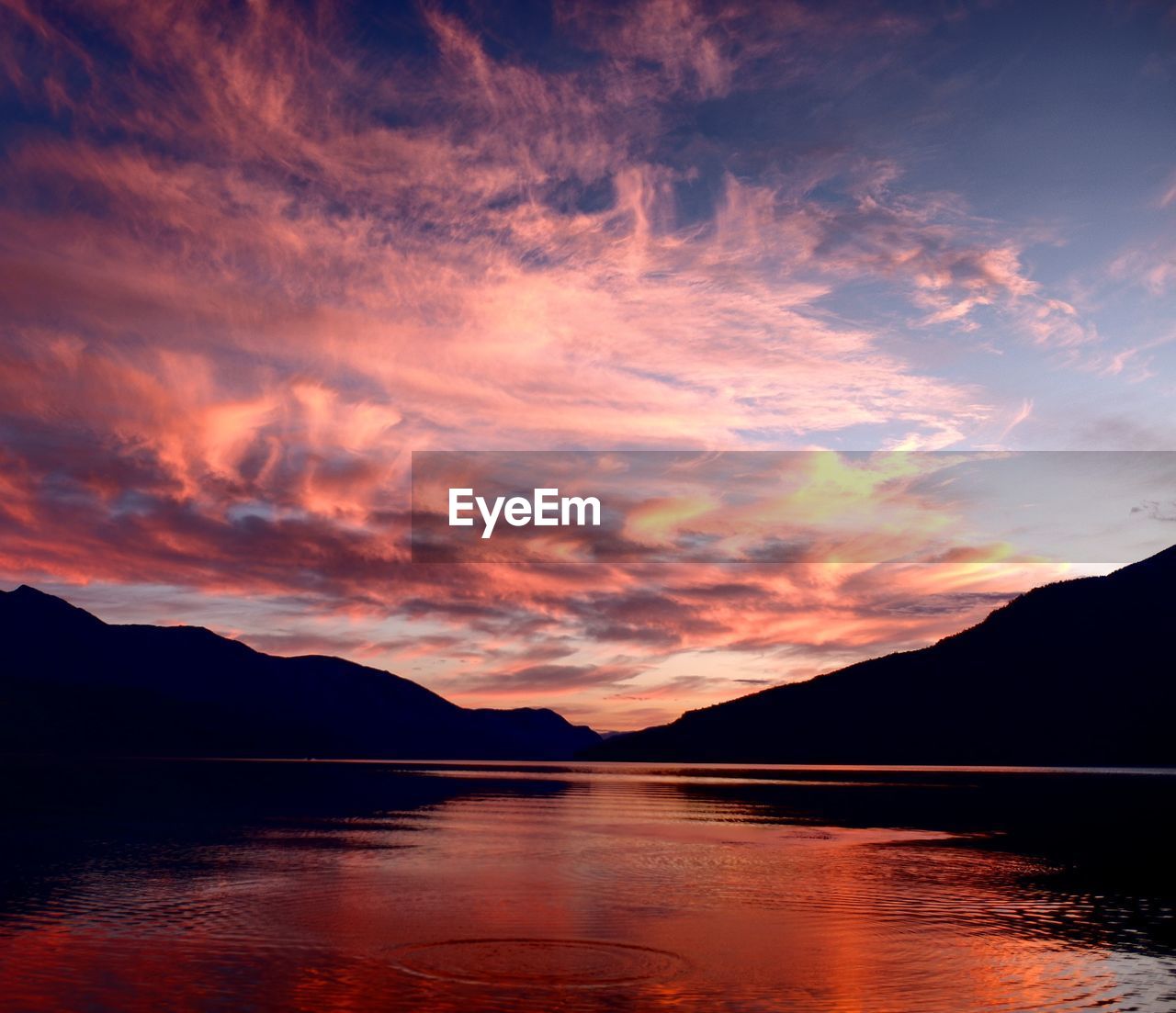 Epic lake sunset