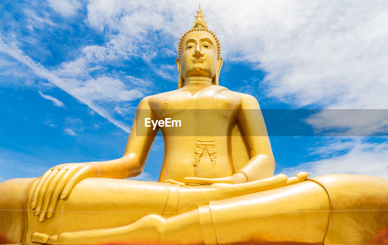 Big buddha and holy thread in wat bang chak at thailand