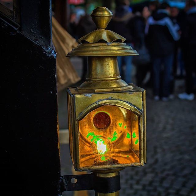 CLOSE-UP OF ILLUMINATED LIGHTS