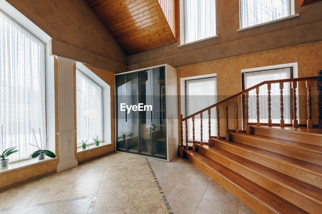 INTERIOR OF BUILDING