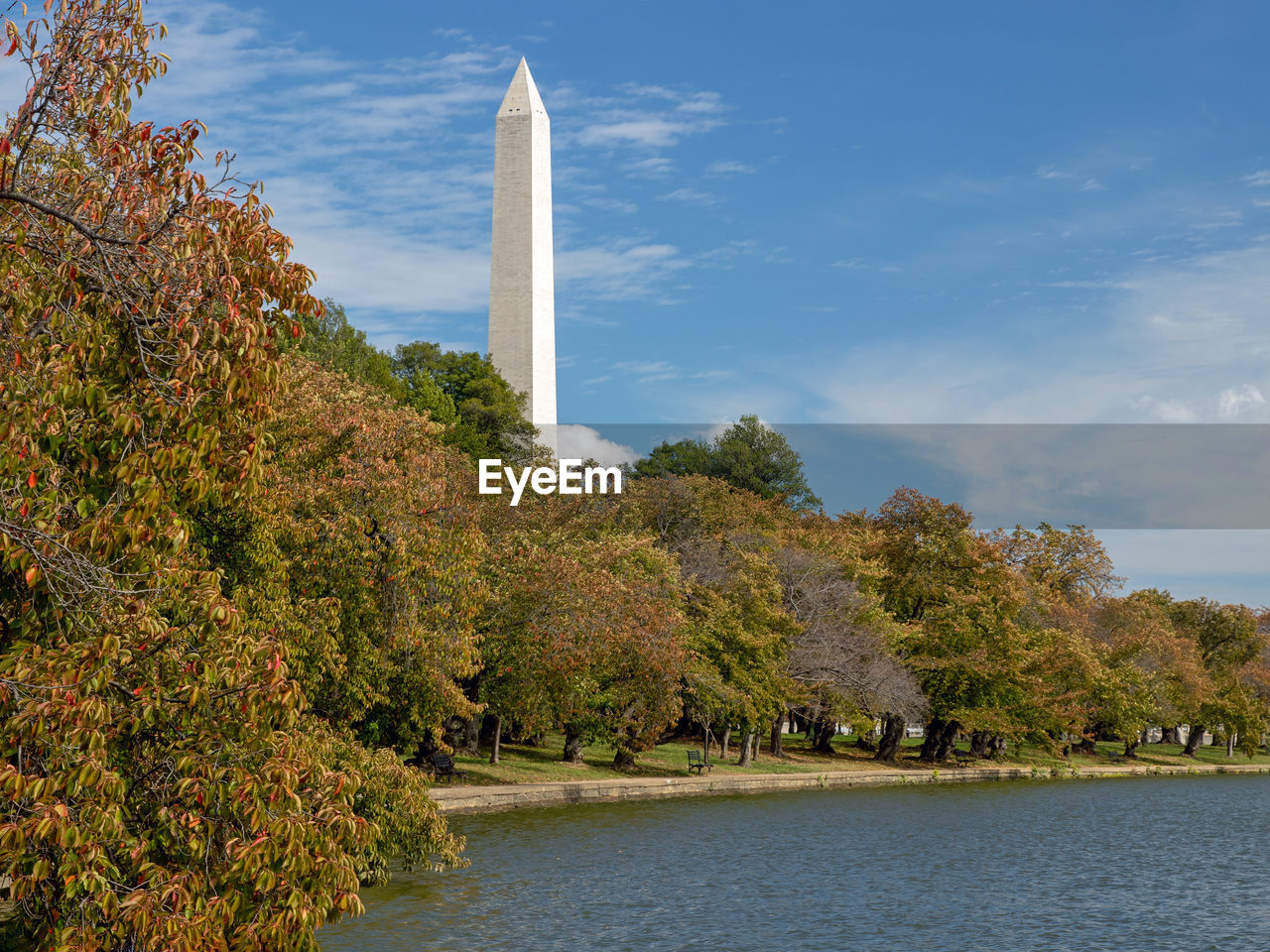 Washington monument in autumn