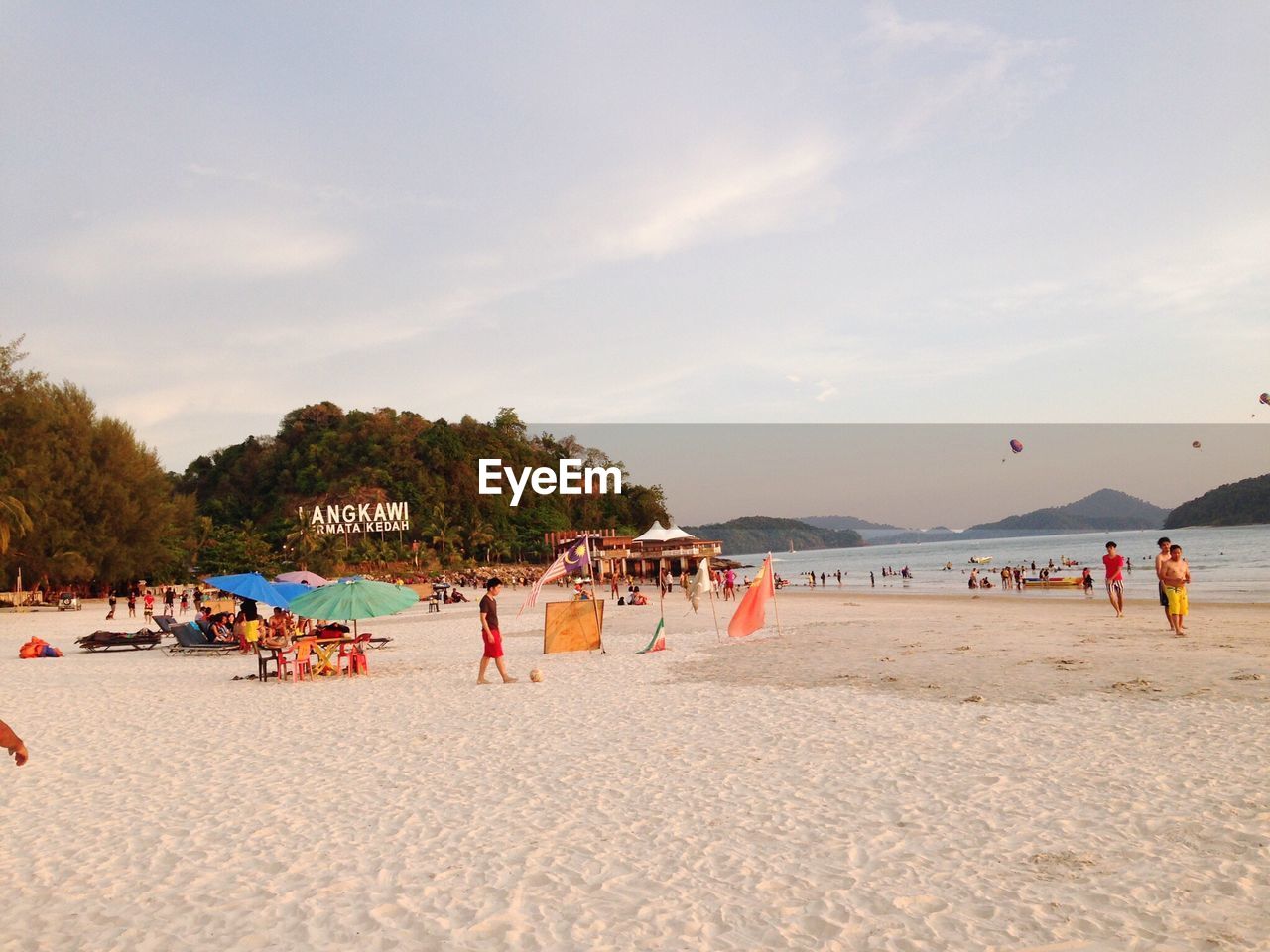 TOURISTS ON BEACH