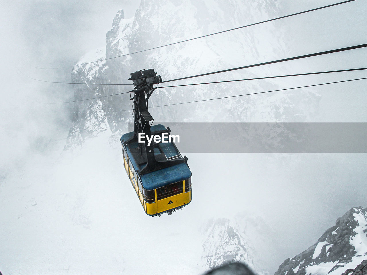Cable car up to dachstein summit