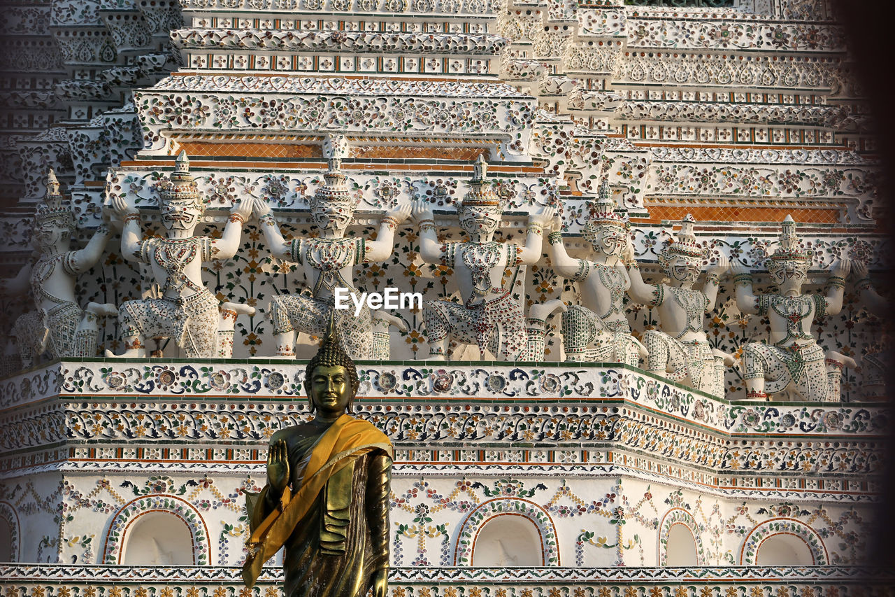 VIEW OF BUDDHA STATUE