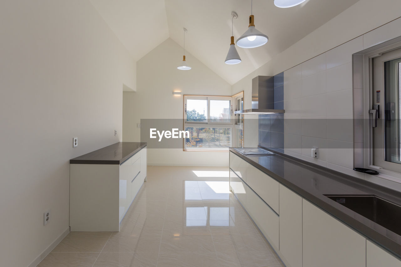 INTERIOR OF EMPTY HOME