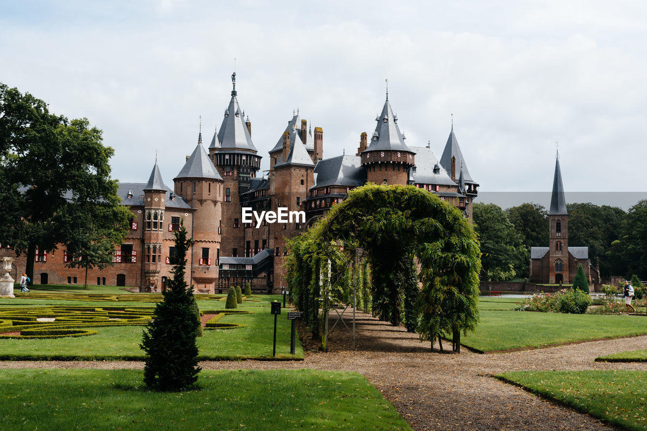 VIEW OF CASTLE AGAINST SKY