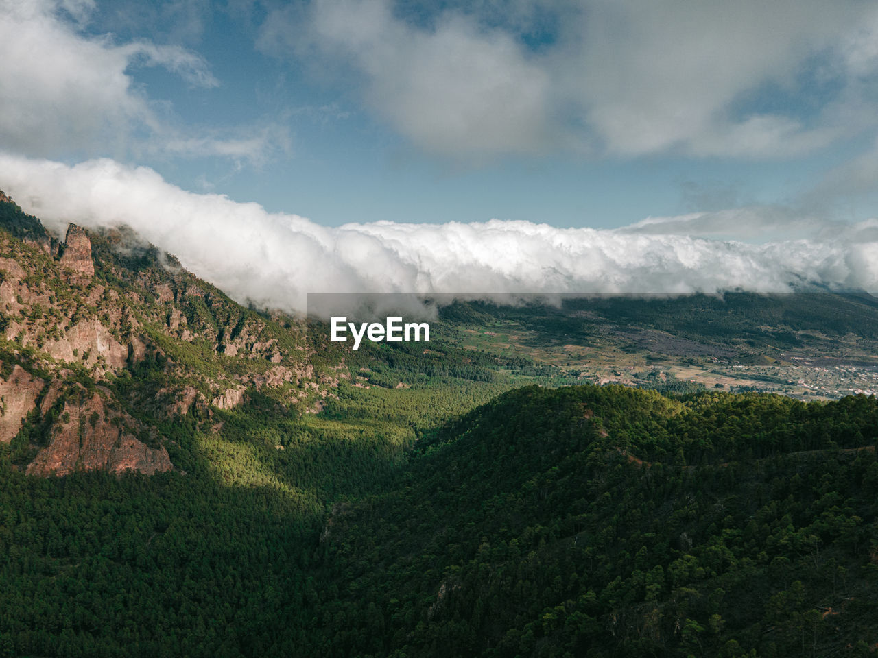 Landscape view on cumbrecita in la palma, canary islands, spain