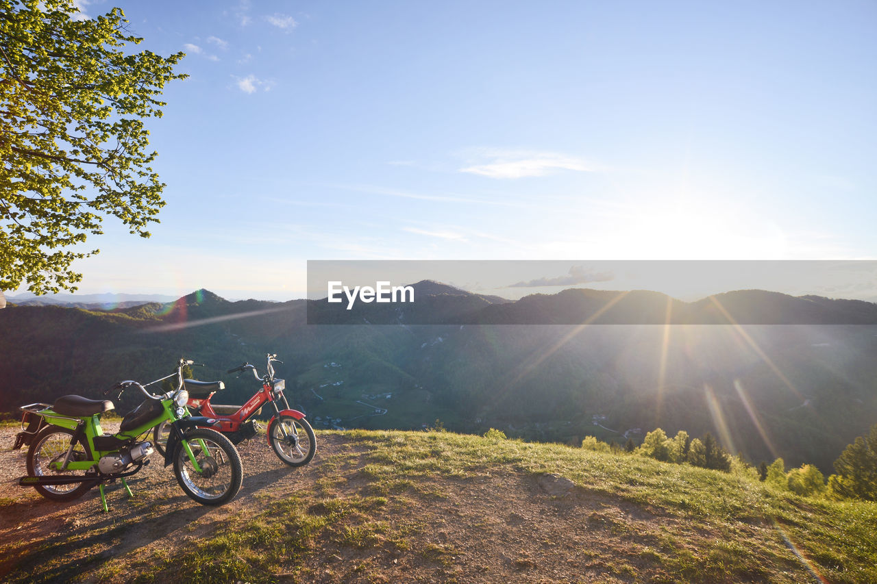 BICYCLES ON MOUNTAIN